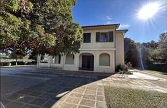 Eladó Olaszországi üdülő hirdetés (33172143)