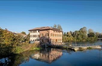 Eladó Olaszországi tégla lakás hirdetés (62773575)