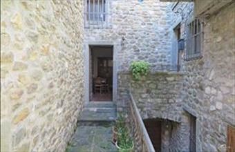 Eladó Olaszországi tégla lakás hirdetés (75498457)