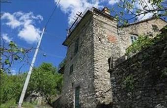 Eladó Olaszországi családi ház hirdetés (74444445)