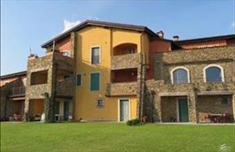 Eladó Olaszországi családi ház hirdetés (37544264)