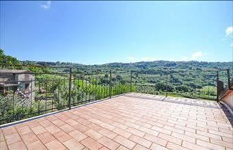 Eladó Olaszországi családi ház hirdetés (23249575)