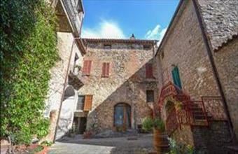 Eladó Olaszországi családi ház hirdetés (77832385)