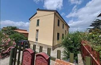 Eladó Olaszországi családi ház hirdetés (67937449)