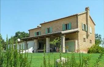 Eladó Olaszországi családi ház hirdetés (23633225)