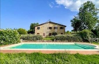 Eladó Olaszországi családi ház hirdetés (22433187)