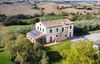 Eladó Olaszországi családi ház hirdetés (49927735)