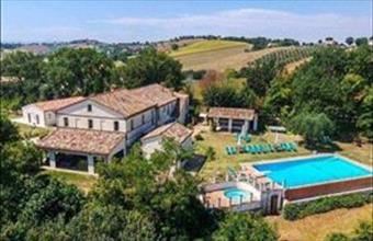 Eladó Olaszországi családi ház hirdetés (72447347)