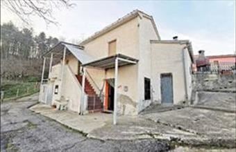 Eladó Olaszországi családi ház hirdetés (33313421)