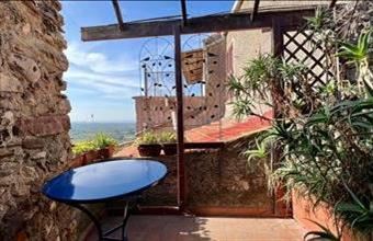 Eladó Olaszországi tégla lakás hirdetés (99948369)