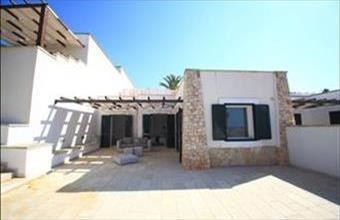 Eladó Olaszországi családi ház hirdetés (71152438)