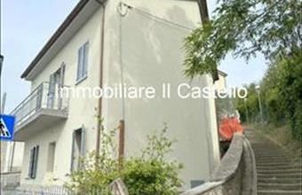 Eladó Olaszországi családi ház hirdetés (34264736)