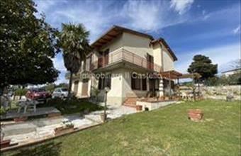 Eladó Olaszországi családi ház hirdetés (55378338)