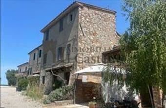 Eladó Olaszországi családi ház hirdetés (19383711)