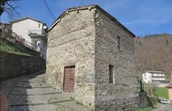 Eladó Olaszországi családi ház hirdetés (98873289)