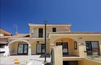 Eladó Olaszországi tégla lakás hirdetés (43372544)