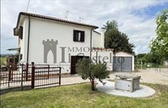 Eladó Olaszországi családi ház hirdetés (22394443)