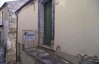 Eladó Olaszországi családi ház hirdetés (94718953)