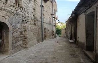 Eladó Olaszországi családi ház hirdetés (33953445)