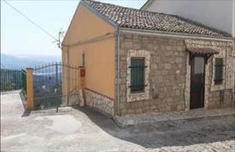 Eladó Olaszországi családi ház hirdetés (84731794)