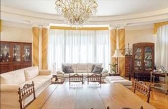 Eladó Olaszországi tégla lakás hirdetés (77758312)