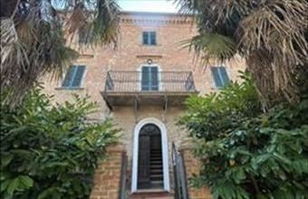 Eladó Olaszországi családi ház hirdetés (55357296)