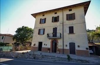 Eladó Olaszországi családi ház hirdetés (34954344)