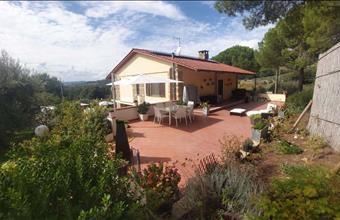 Eladó Olaszországi családi ház hirdetés (97482222)