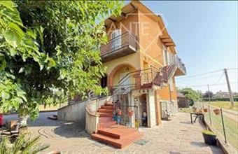 Eladó Olaszországi üdülő hirdetés (91898559)