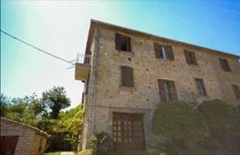 Eladó Olaszországi családi ház hirdetés (48432716)