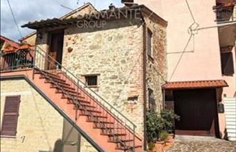 Eladó Olaszországi tégla lakás hirdetés (56345977)