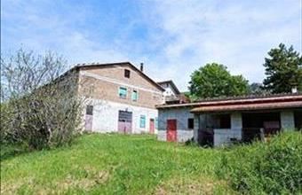 Eladó Olaszországi családi ház hirdetés (23774716)