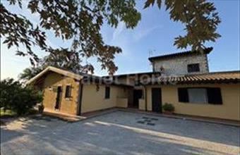 Eladó Olaszországi üdülő hirdetés (98798347)