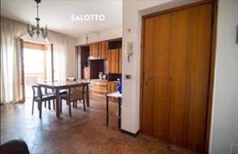 Eladó Olaszországi tégla lakás hirdetés (98526753)