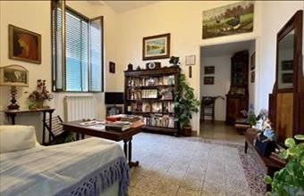 Eladó Olaszországi tégla lakás hirdetés (72594422)