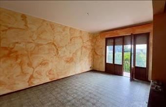 Eladó Olaszországi tégla lakás hirdetés (44599443)