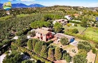 Eladó Olaszországi családi ház hirdetés (45839424)