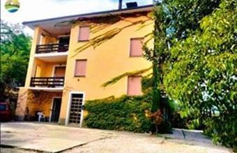 Eladó Olaszországi családi ház hirdetés (75774544)