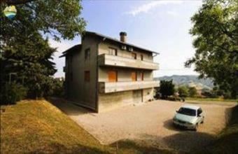 Eladó Olaszországi családi ház hirdetés (42491422)