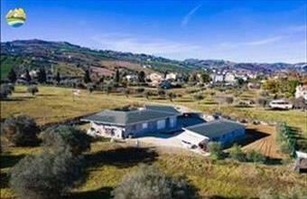 Eladó Olaszországi családi ház hirdetés (87428593)