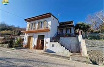 Eladó Olaszországi családi ház hirdetés (54174539)