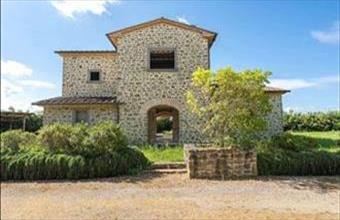 Eladó Olaszországi családi ház hirdetés (77434624)