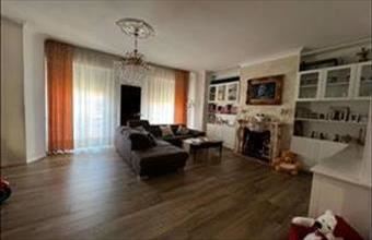 Eladó Olaszországi tégla lakás hirdetés (36893494)