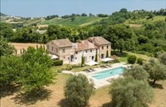 Eladó Olaszországi családi ház hirdetés (61446693)