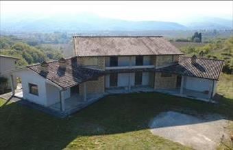 Eladó Olaszországi családi ház hirdetés (95939374)