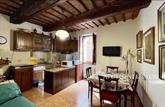 Eladó Olaszországi tégla lakás hirdetés (87585344)