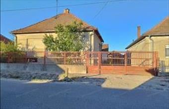 Eladó Soltvadkerti családi ház hirdetés (38729762)