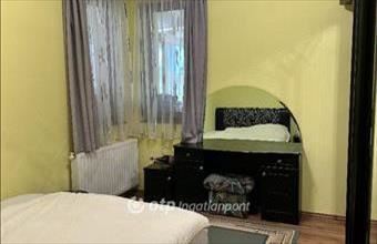 Eladó Isztiméri családi ház hirdetés (47433339)