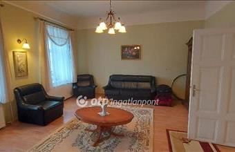 Eladó Kunszentmártoni családi ház hirdetés (94387474)