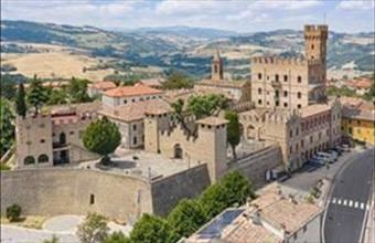 Eladó Olaszországi családi ház hirdetés (63744396)